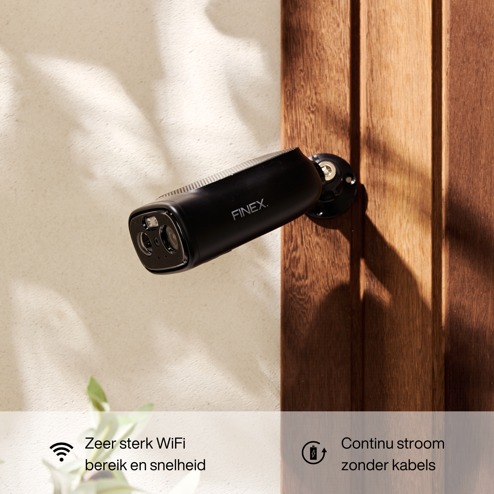 Solar camera Black Edition