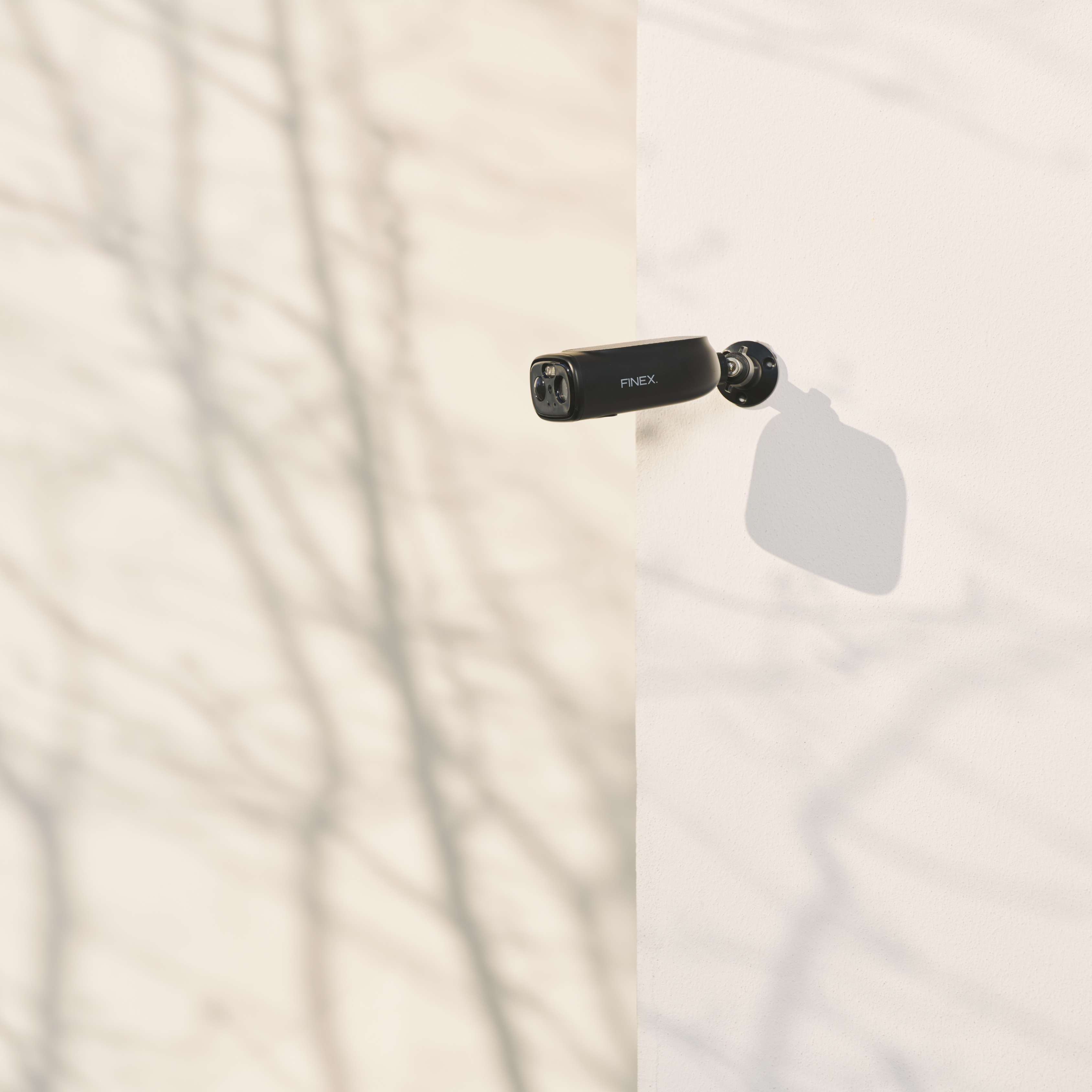 Solar camera Black Edition